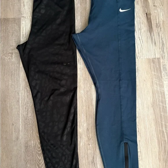 Nike Navy Tank and Black Logo Leggings Set - Picture 2 of 2
